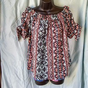 NWT Ariat Medium Open Shoulder Off Roading Banana Stripe Top